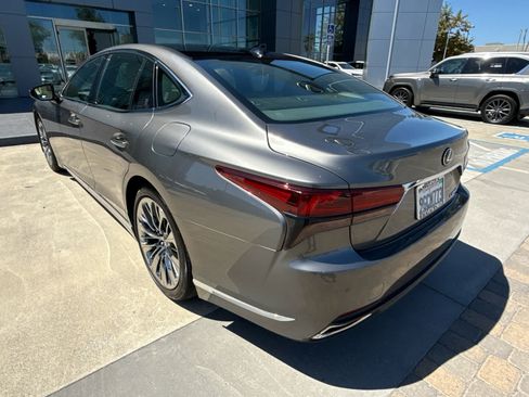 Used 2023 Lexus LS 500 w/ Interior Upgrade Package RWD image 9