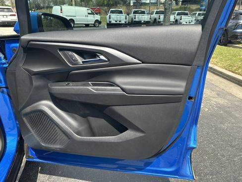 Certified 2026 Chevrolet Equinox EV LT image 12