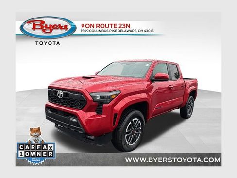 Used 2025 Toyota Tacoma TRD Sport AWD/4WD image 1