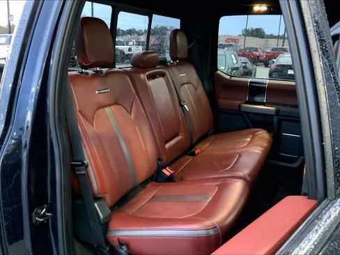 Used 2022 Ford F450 Platinum w/ FX4 Off-Road Package image 18