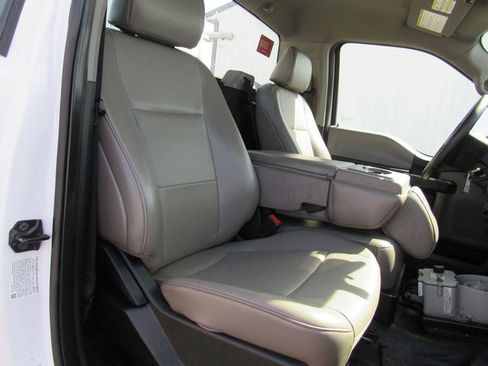 Used 2021 Ford F550 4x4 Regular Cab Super Duty image 14