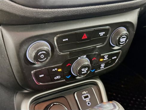 Used 2021 Jeep Compass Sport w/ Cold Weather Group image 15