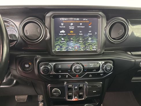 Used 2022 Jeep Gladiator Sport AWD/4WD image 13