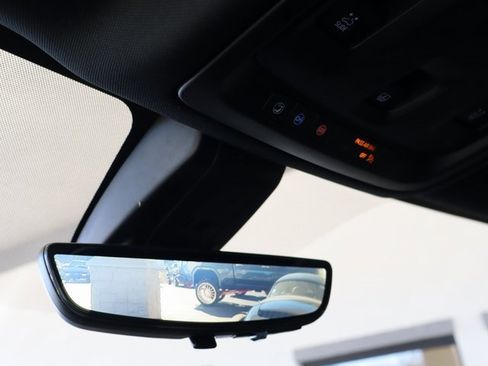 Used 2021 GMC Yukon Denali w/ Denali Premium Package image 31