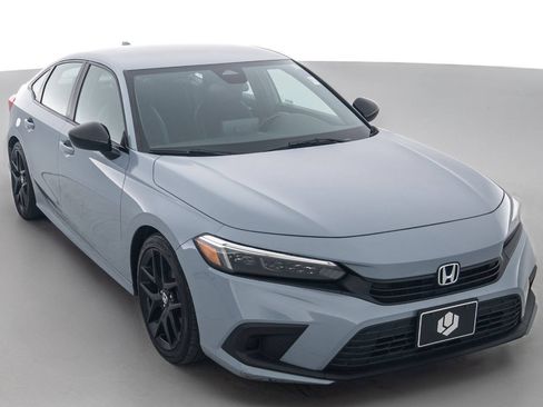 Used 2022 Honda Civic Sport image 1
