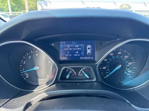 Used 2014 Ford Focus SE FWD image 16