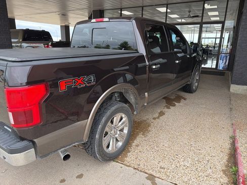 Used 2019 Ford F150 Lariat w/ Equipment Group 502A Luxury image 5