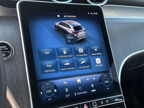 Used 2025 Mercedes-Benz GLC 300 GLC 300 image 25