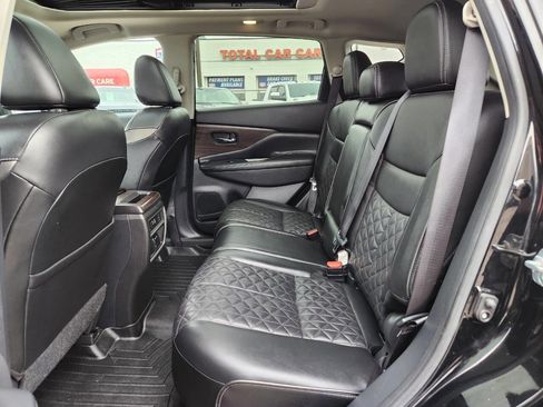 Used 2020 Nissan Murano Platinum w/ Cargo Package image 12