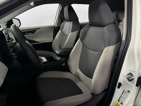 Used 2024 Toyota RAV4 XLE image 14