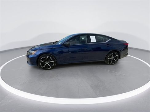 Used 2024 Nissan Altima 2.5 SR image 6
