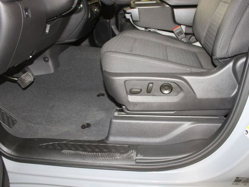 Used 2025 Chevrolet Silverado 1500 Custom Trail Boss w/ LPO, Dark Essentials Package image 10