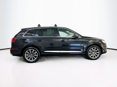 Used 2017 Audi Q7 3.0T Premium Plus AWD/4WD image 10