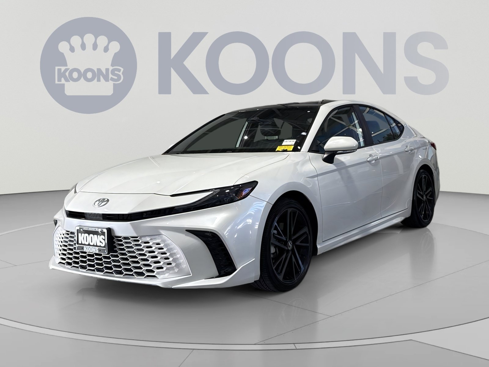 Used 2026 Toyota Camry XSE FWD image 1