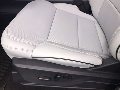 New 2026 Ford Expedition Max Platinum image 12