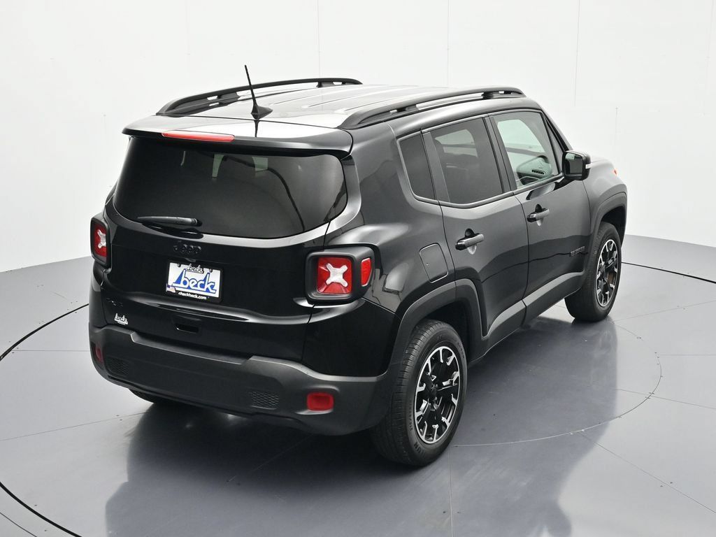 Used 2023 Jeep Renegade Latitude AWD/4WD image 32