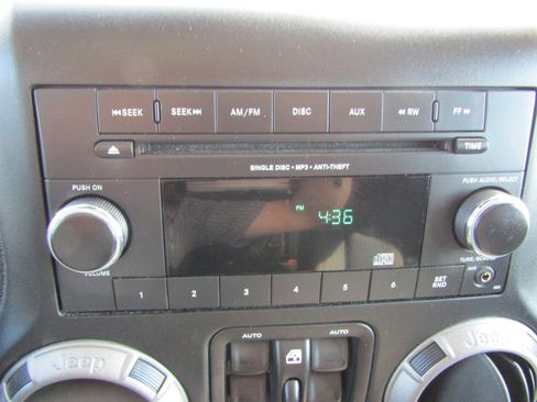 Used 2017 Jeep Wrangler Unlimited Sport w/ Quick Order Package 24S image 69