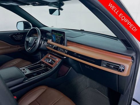 Used 2020 Lincoln Aviator Reserve w/ Equipment Group 201A AWD/4WD image 31