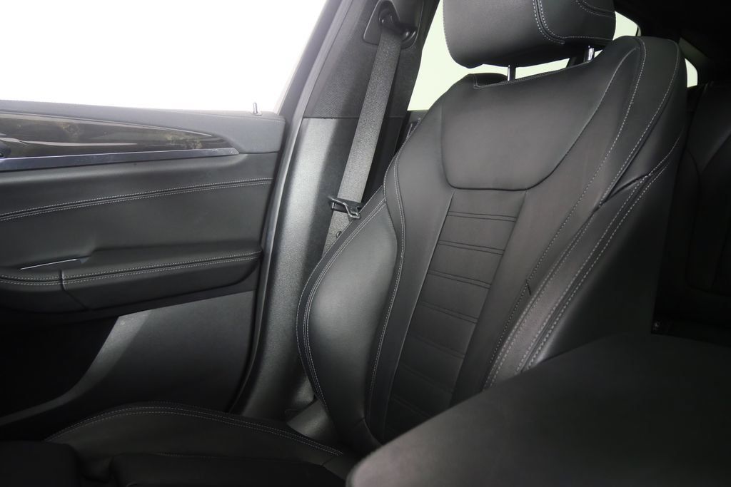 Used 2019 BMW X4 M40i w/ Executive Package AWD/4WD image 26