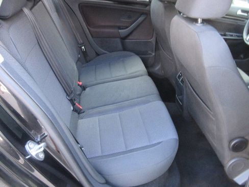 Used 2014 Volkswagen Jetta S image 19