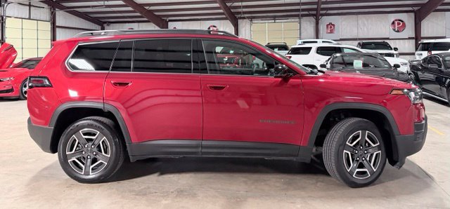 Used 2026 Jeep Cherokee Limited AWD/4WD image 2