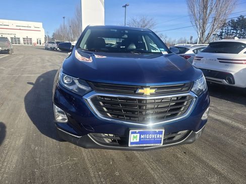 Used 2020 Chevrolet Equinox LT w/ Driver Convenience Package image 10