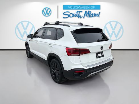Certified 2022 Volkswagen Taos S FWD image 5