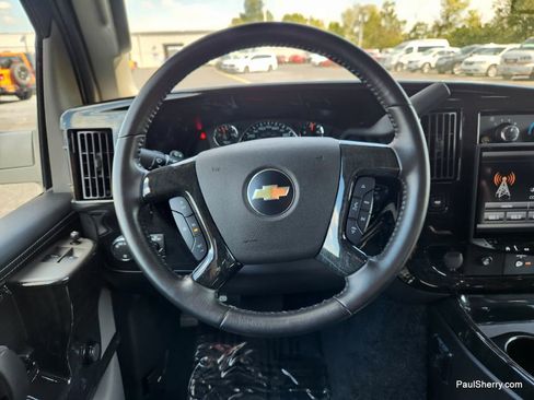 Used 2023 Chevrolet Express 2500 image 39