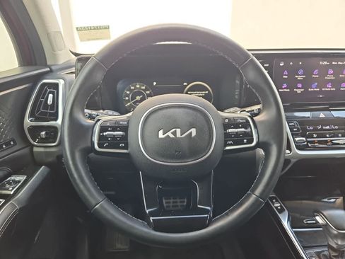 Certified 2023 Kia Sorento SX AWD/4WD image 23