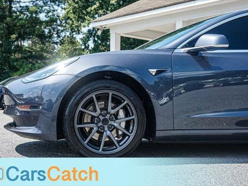 Used 2018 Tesla Model 3 Long Range RWD image 15