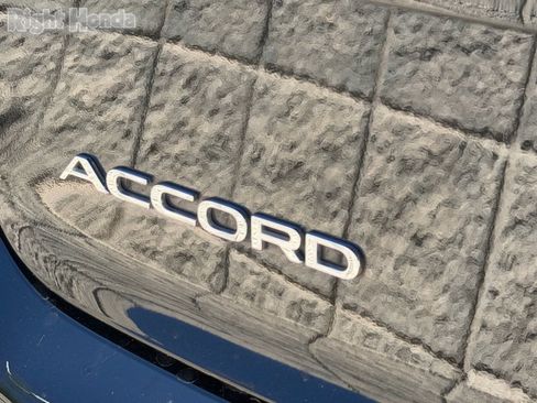 Used 2025 Honda Accord SE image 11