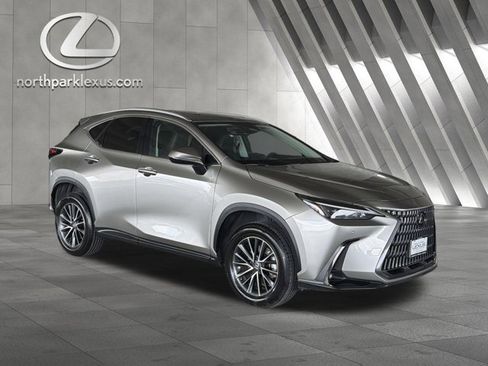 Certified 2025 Lexus NX 250 FWD w/ Accessory Package (Z1) image 6