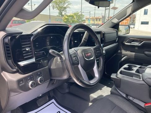 Used 2022 GMC Sierra 1500 Elevation w/ LPO, Elevation Black Package AWD/4WD image 16