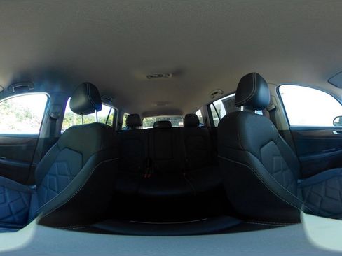 Used 2026 Volkswagen Atlas SE FWD image 41