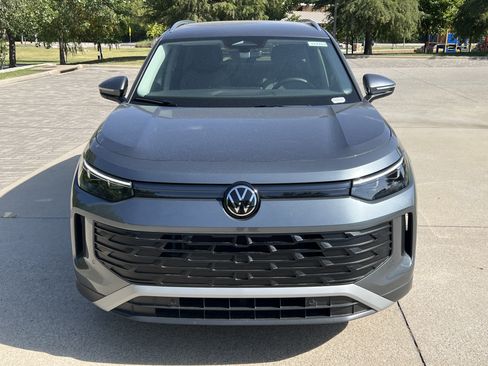 Certified 2026 Volkswagen Tiguan S FWD image 3
