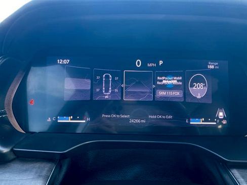 Used 2022 Jeep Grand Cherokee Overland image 28