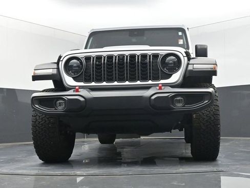 Used 2024 Jeep Wrangler Unlimited Rubicon w/ Technology Group AWD/4WD image 42