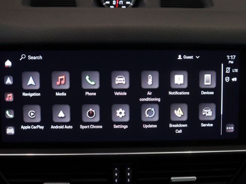 Used 2022 Porsche Cayenne Coupe image 19