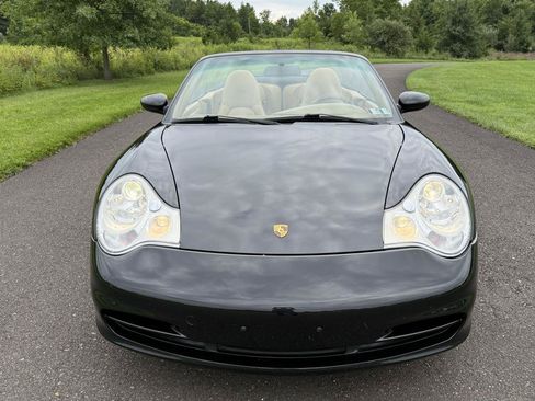 Used 2003 Porsche 911 Carrera RWD image 3
