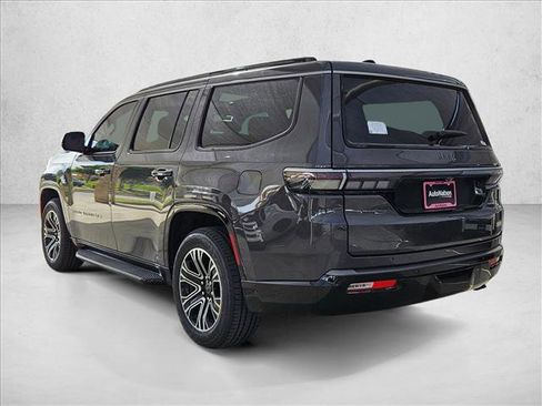 New 2026 Jeep Grand Wagoneer 2WD image 9