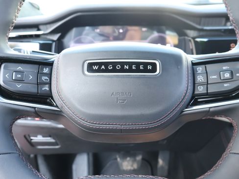 Used 2024 Jeep Wagoneer Launch Edition image 24