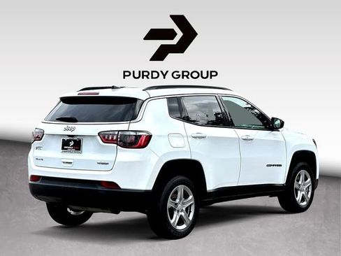 Used 2024 Jeep Compass Latitude AWD/4WD image 8