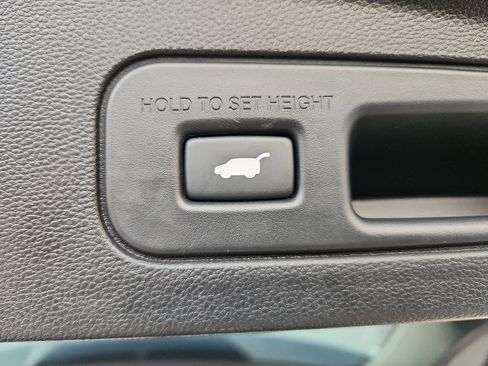 Certified 2025 Acura MDX SH-AWD image 30