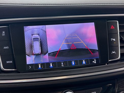 Used 2020 Buick Enclave Avenir w/ Avenir Technology Package AWD/4WD image 3