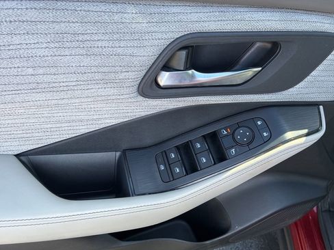 Certified 2023 Nissan Rogue SV AWD/4WD image 15