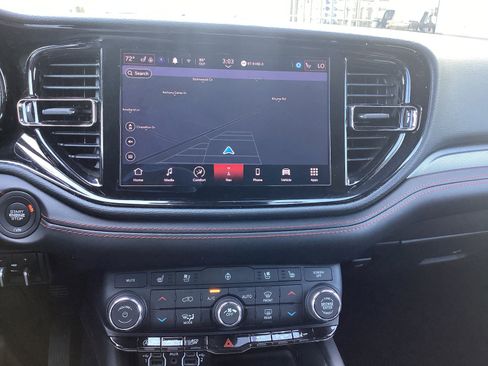 Used 2025 Dodge Durango GT image 12