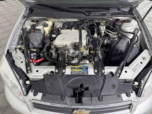 Used 2009 Chevrolet Impala LT FWD image 26