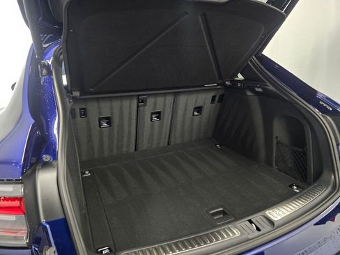New 2026 Porsche Macan S image 21