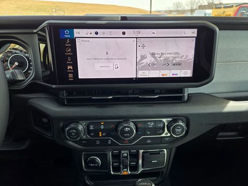 New 2026 Jeep Gladiator Sport AWD/4WD image 19