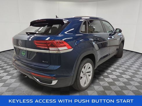 Used 2023 Volkswagen Atlas Cross Sport SE AWD/4WD image 4